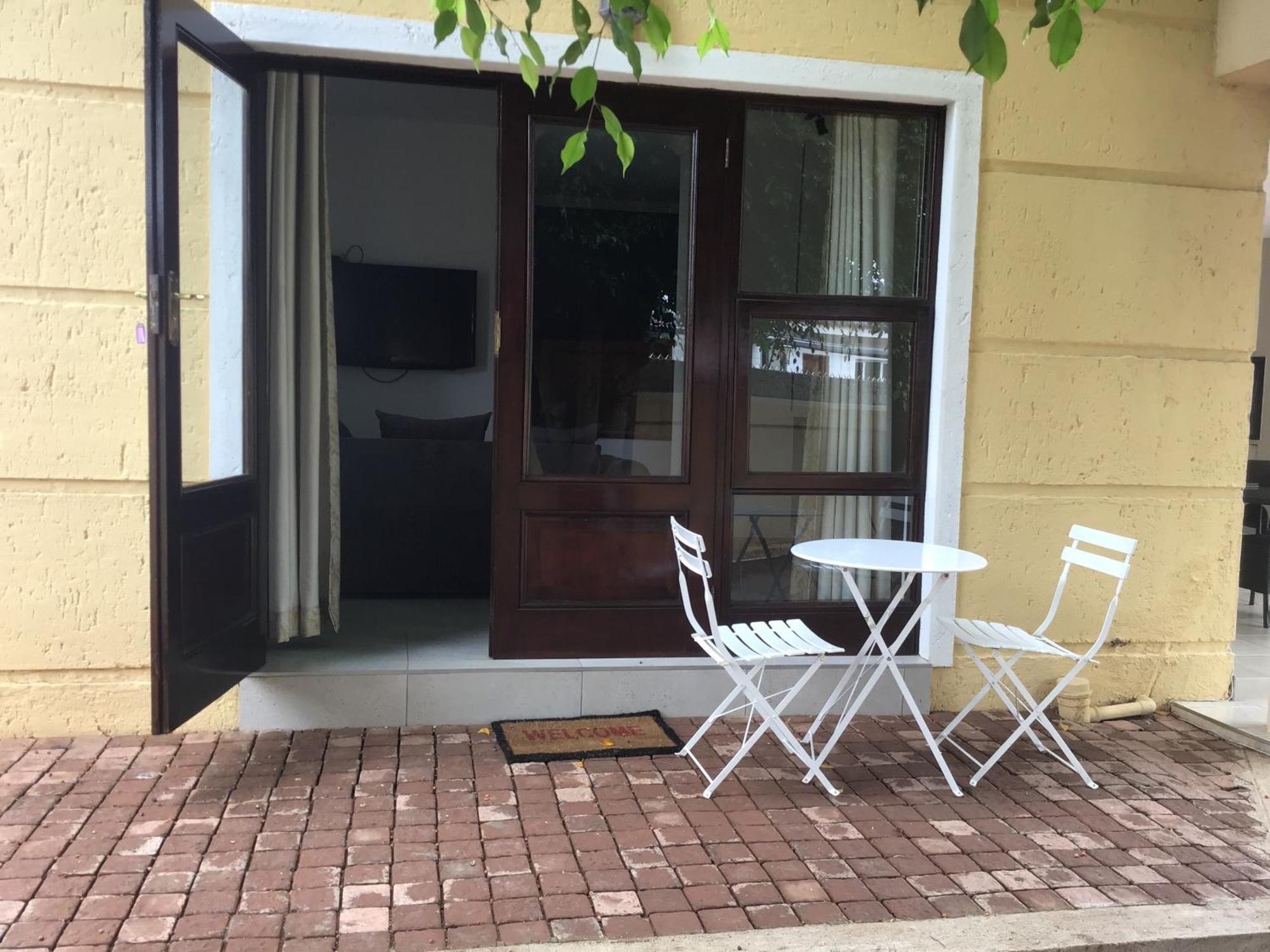 The Capital Guest House Gaborone Eksteriør billede