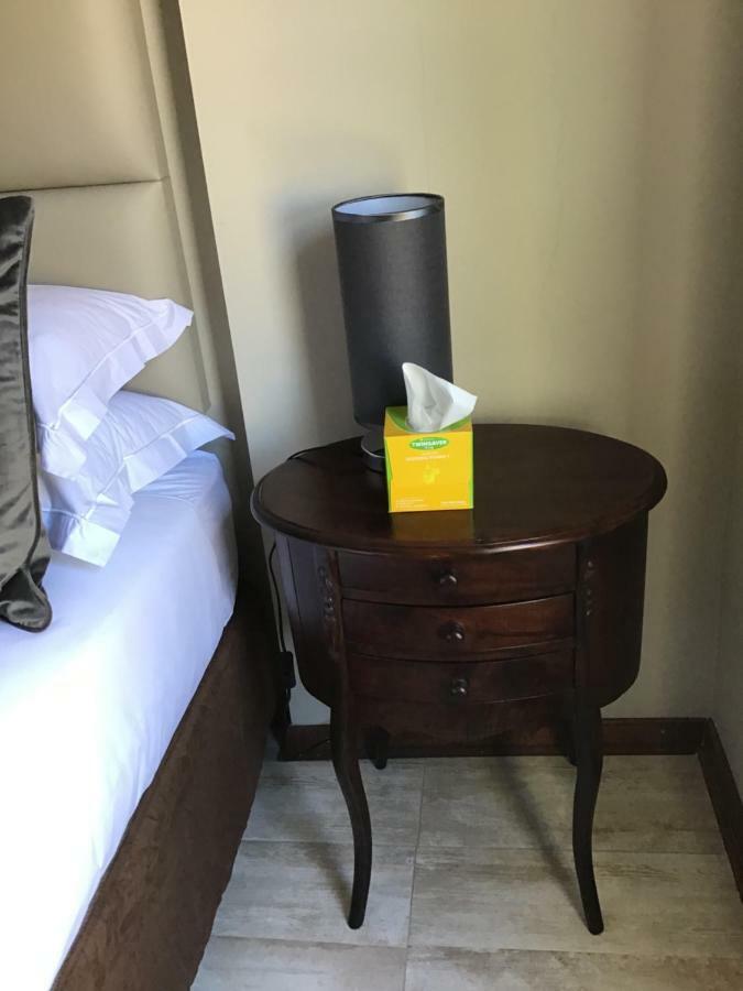 The Capital Guest House Gaborone Eksteriør billede